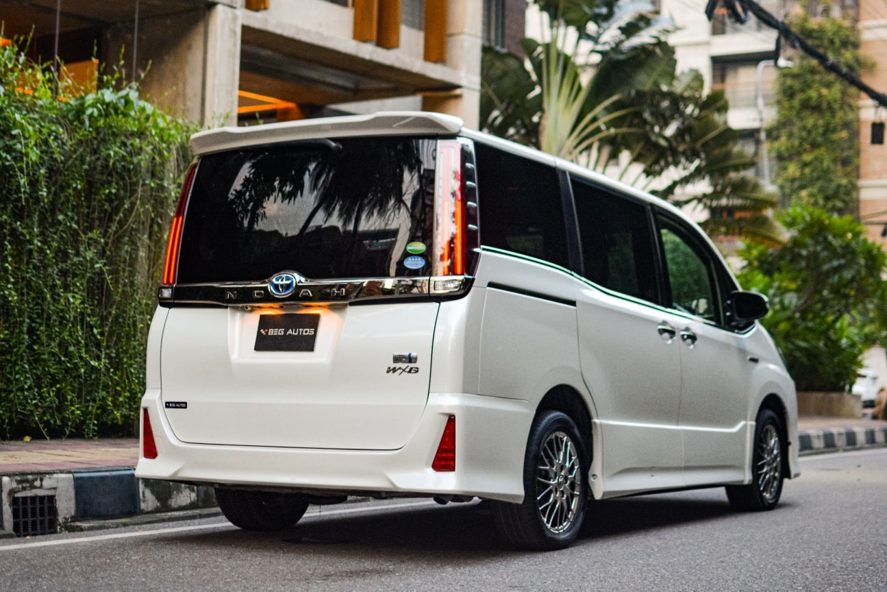 toyota NOAH WXB 2018(05)