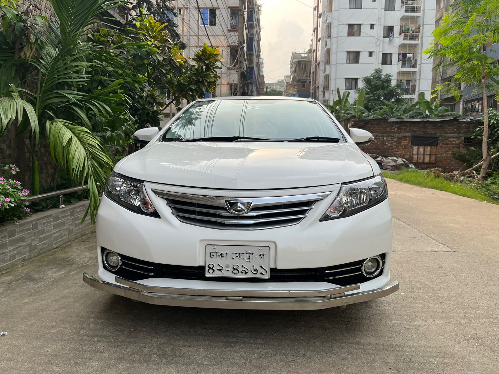 toyota allion 2013(03)