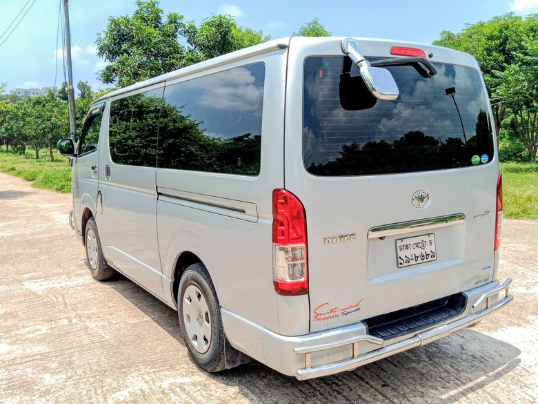 toyota haice 2014(04)