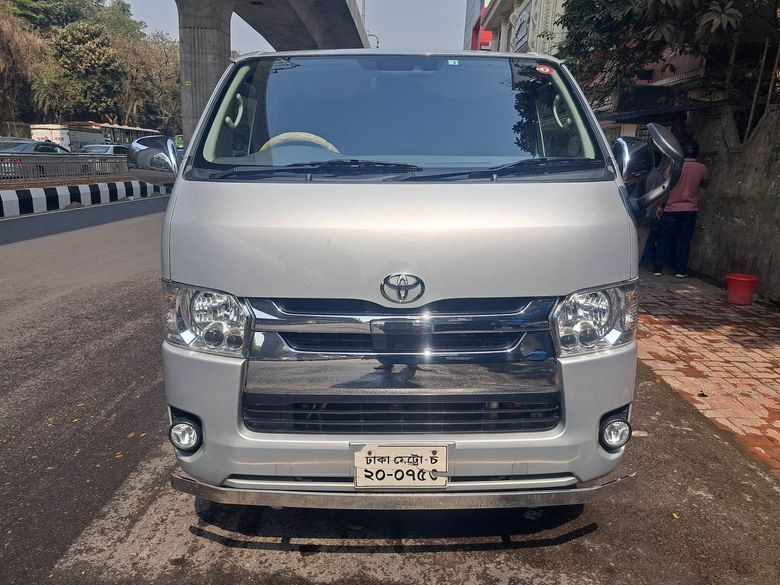toyota haice super GL 2018 (02)